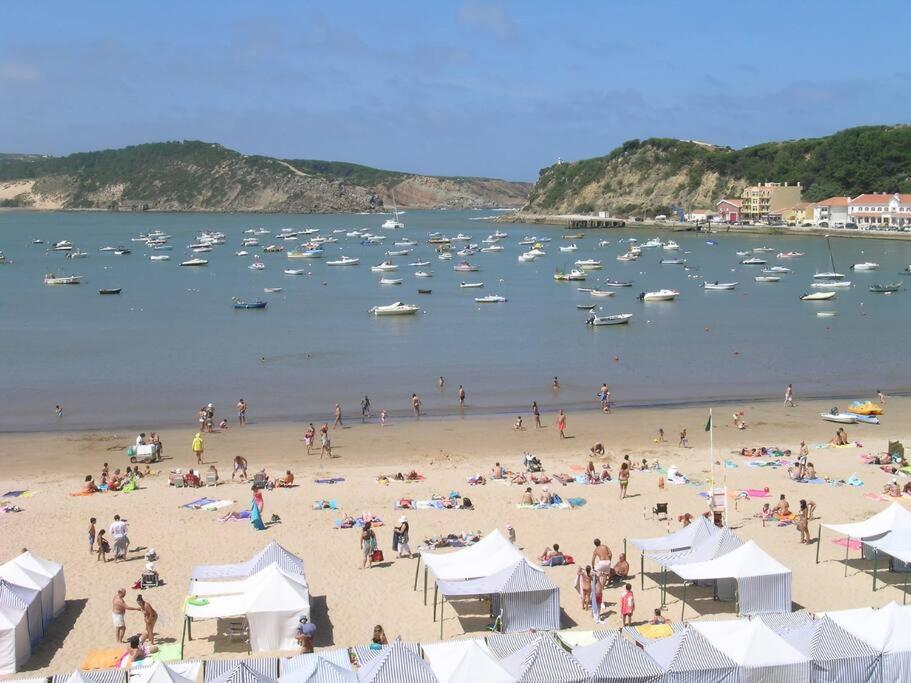 Apartamento Em Frente A Praia São Martinho do Porto Extérieur photo